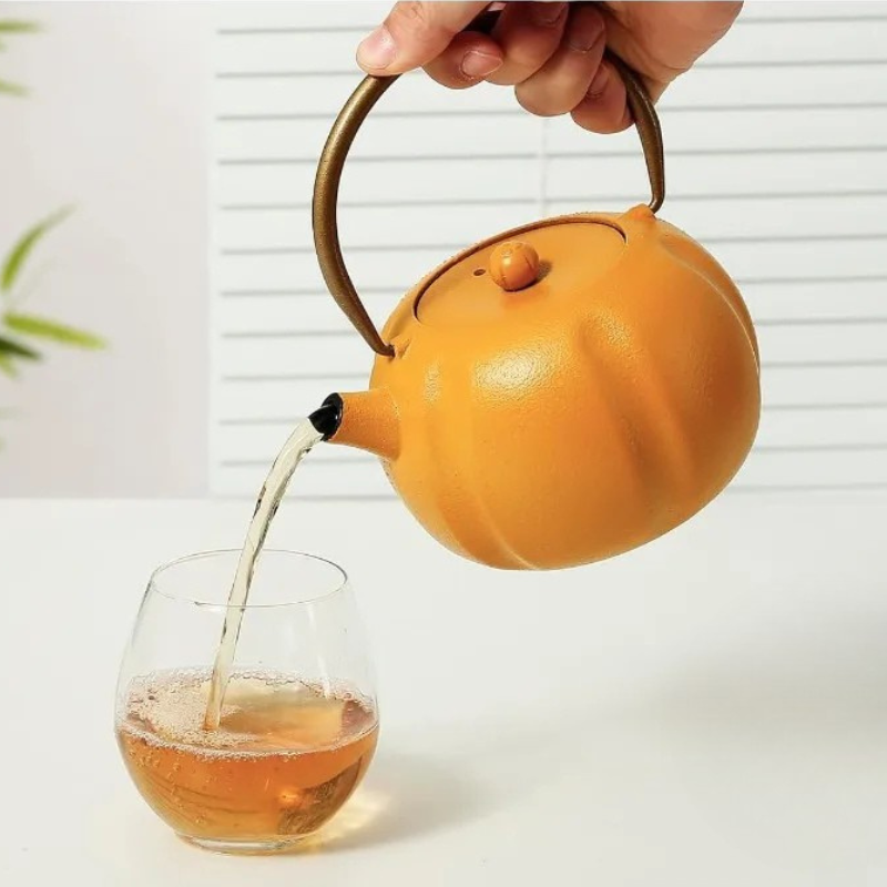 Avelena | Kürbis Gusseisen Teekanne mit Edelstahl-Infuser Internem Emaille