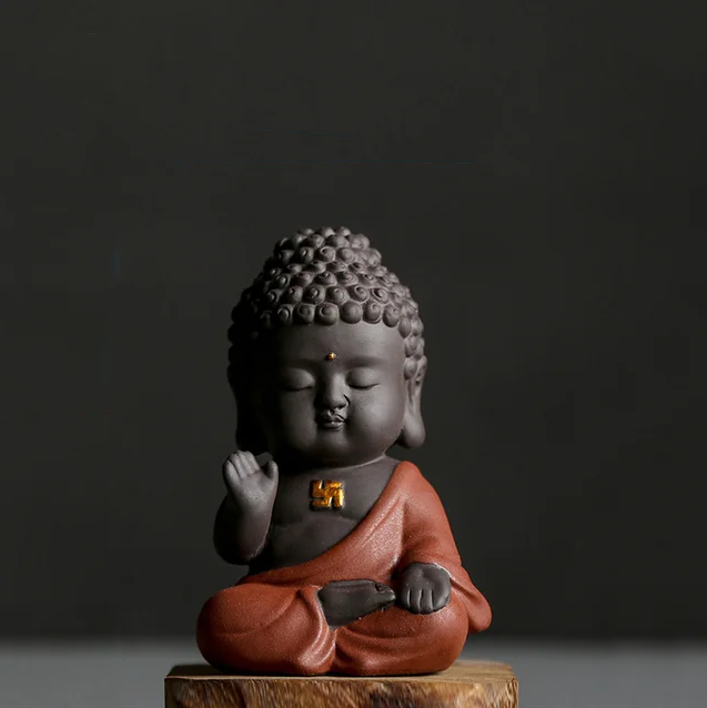 Avelena | Herrliche Kleine Meditierende Buddha Statue