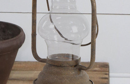 Avelena | Rostige Metalllaterne