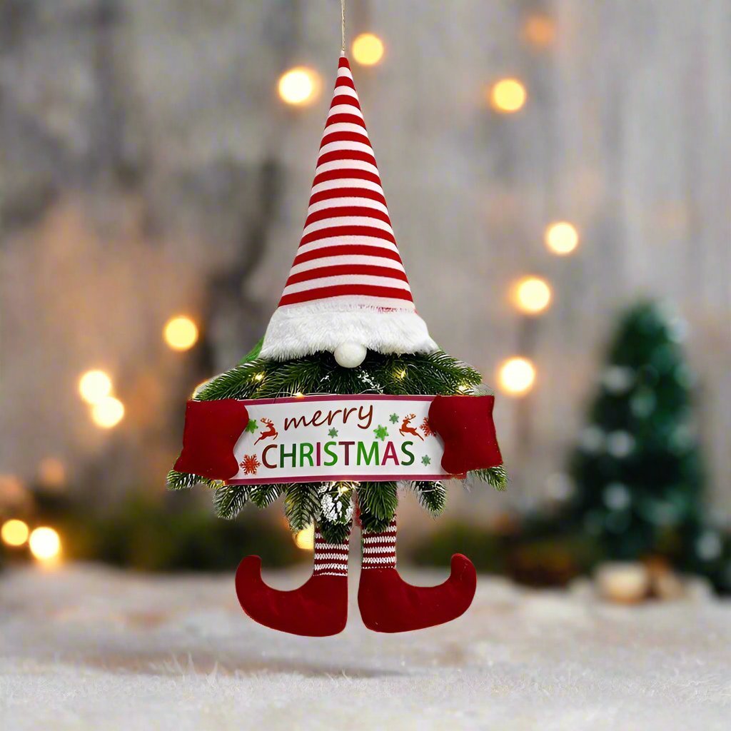 Avelena | Santa Gnome mit Weihnachtskranz und funkelnden LED-Leuchten – Perfekt für Haustür, Wand oder Fenster festliche Magie