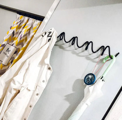 Avelena | Scribble Wall Garderobe