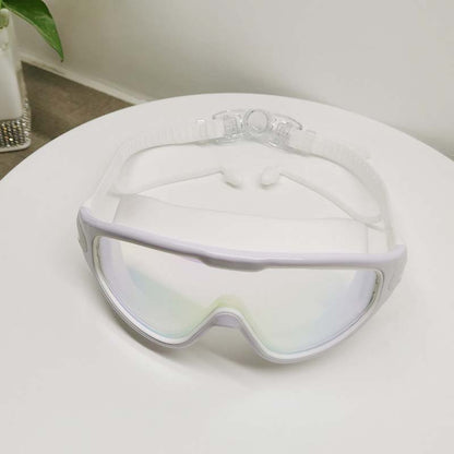 Avelena | Weitwinkel-Schwimmbrille mit Antibeschlag-Effekt