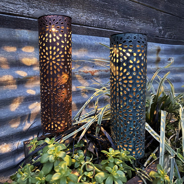 Avelena | Zylinderförmige Metall Außen Solarlichter Für Den Garten, Set mit Zwei
