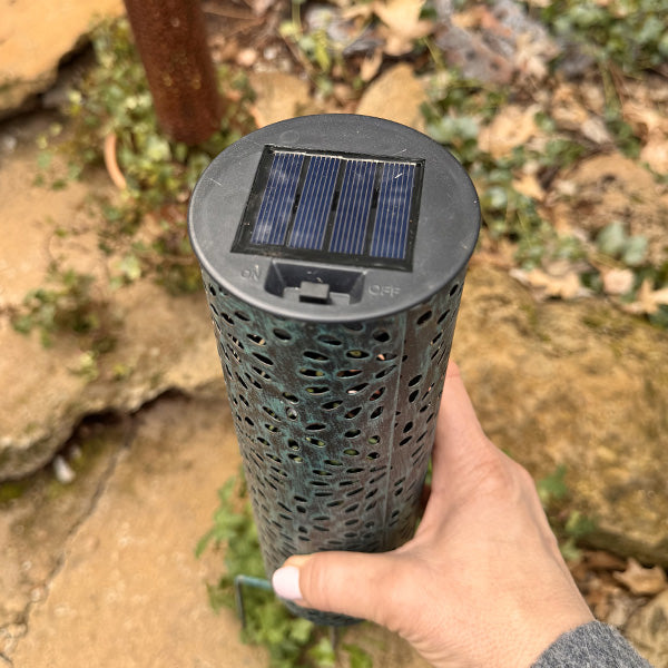 Avelena | Zylinderförmige Metall Außen Solarlichter Für Den Garten, Set mit Zwei