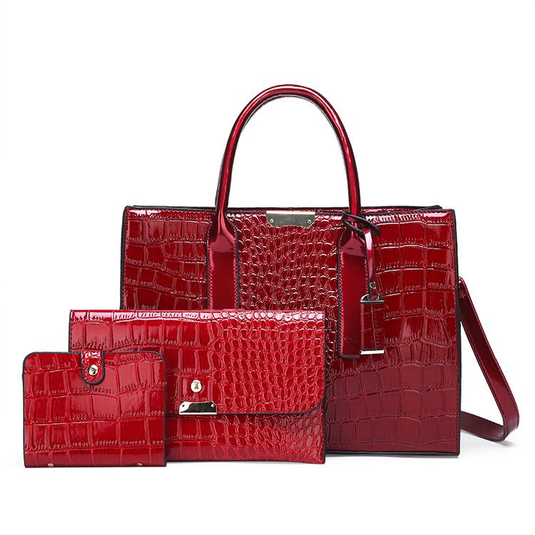Avelena | Tasche mit Krokodilprägung.