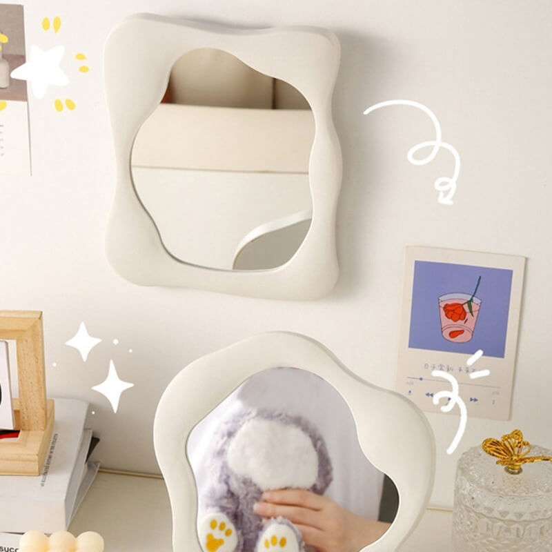 Avelena | Squiggly Makeup Spiegel