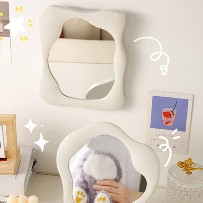 Avelena | Squiggly Makeup Spiegel