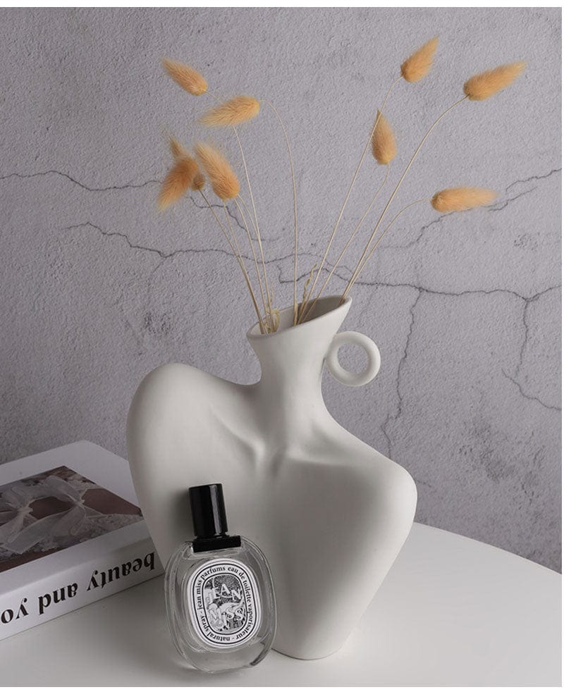 Avelena | Female Form Vase Kollektion