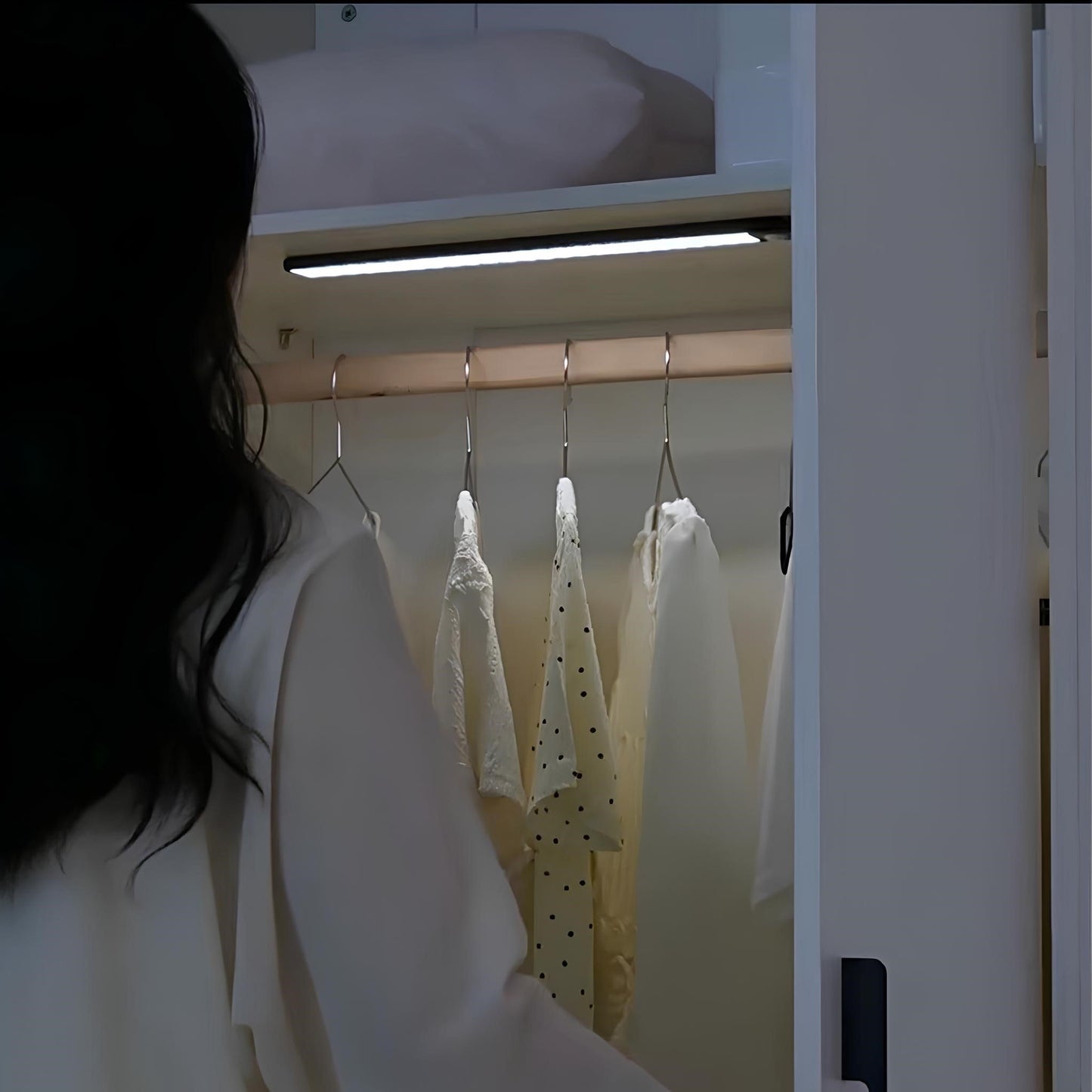 Avelena | Drahtlose Bewegungsmelderlampe - GlowMotion